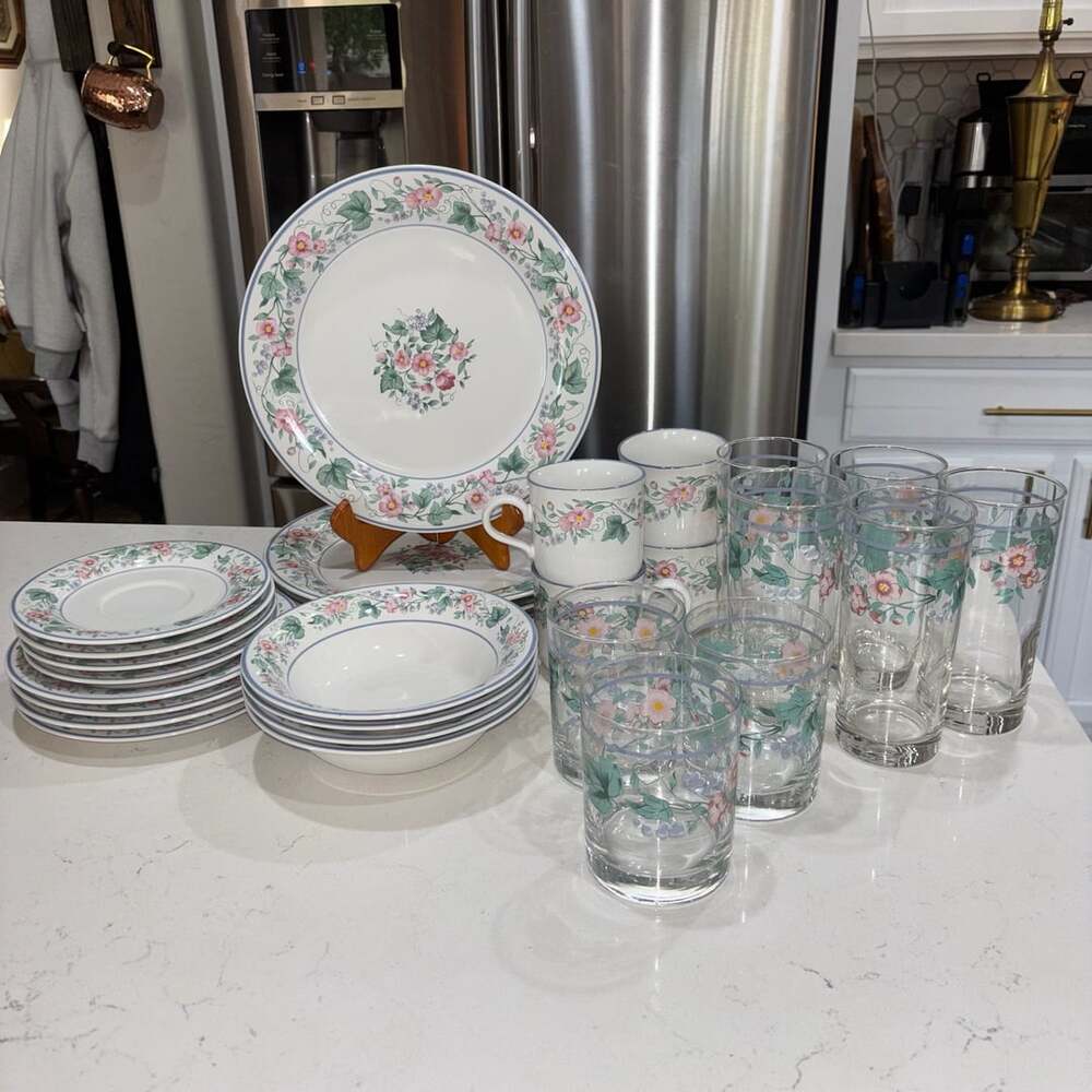 Vintage Mervyn’s Ranmaru Kensington  4940 Floral Dinnerware Set Japan 28Pieces